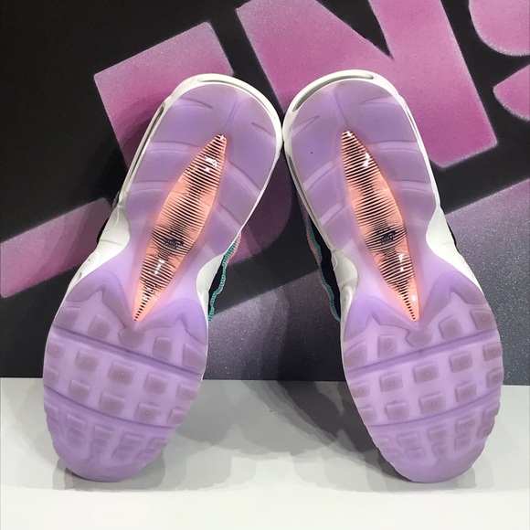 Nike Air Max Have A Nike Day - Picture 6 of 8